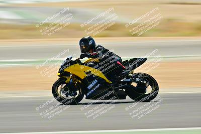 media/Sep-07-2025-TrackXperience (Sun) [[ee17e62fad]]/Level 2/Session 4 (Lower Chicane)/